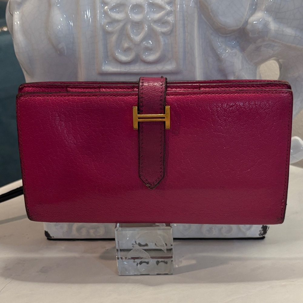 HERMÉS Bearn Wallet Rose Chevre Leather Classic